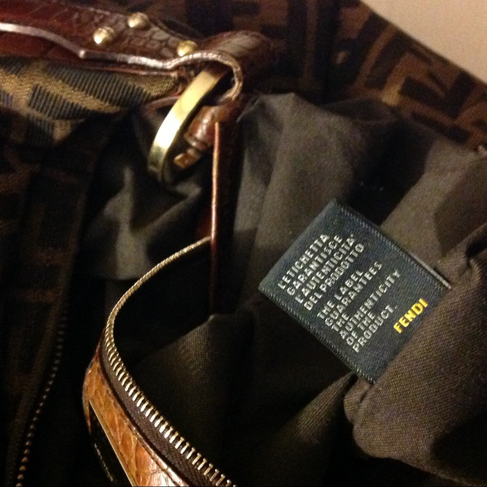 FENDI Zucca, jacquard hobo in Tobacco monogram - Picture 7 of 8
